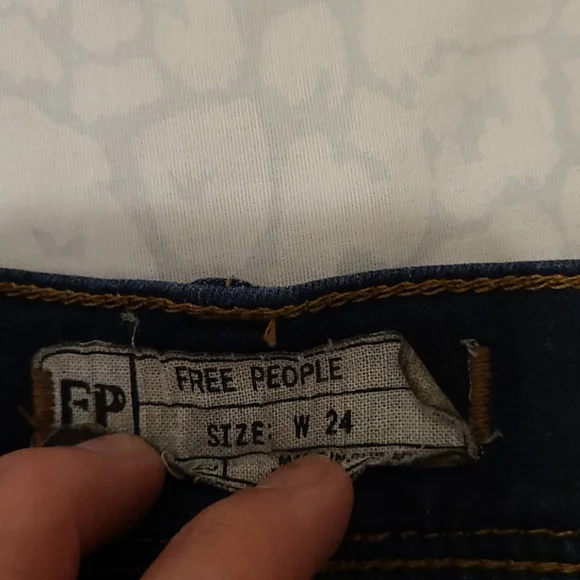 Free People Dark Wash Jeans Skinny Size 24 - Picture 3 of 4